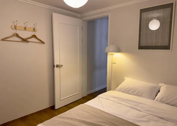 Hongdae Sinchon Aestetic House, Nua Apartment *